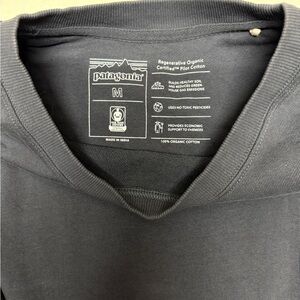 Patagonia  Sweatshirt - Black